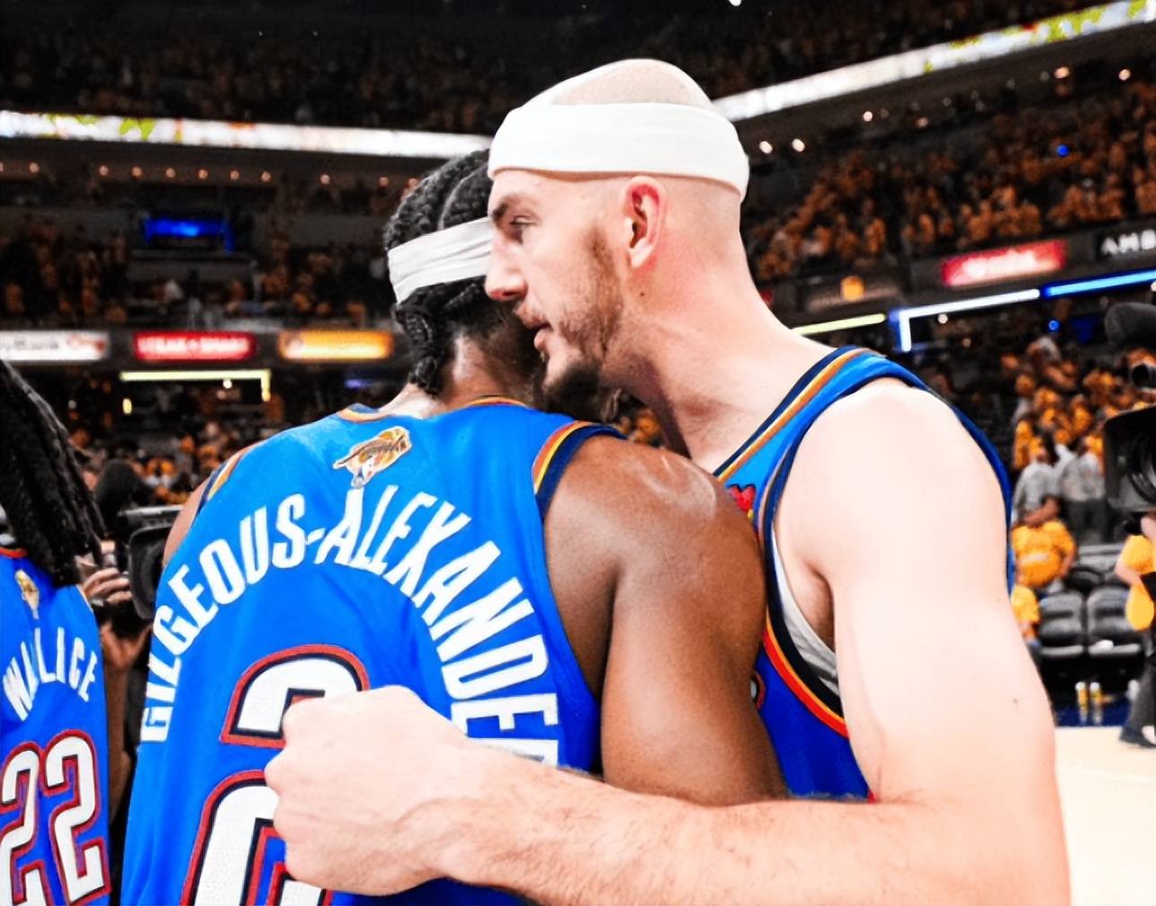 开云体育-太阳球员公开质疑裁判判罚尺度，引争议，你们直接解决必须一般.的简单介绍-开云体育