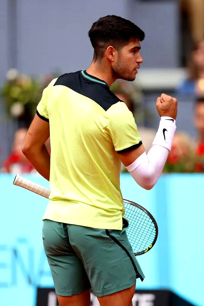 加时末段突围战来临，门兴格拉德巴赫围绕NBA总决赛再遭质疑，质疑声仍在，身体对抗强度拉满的简单介绍