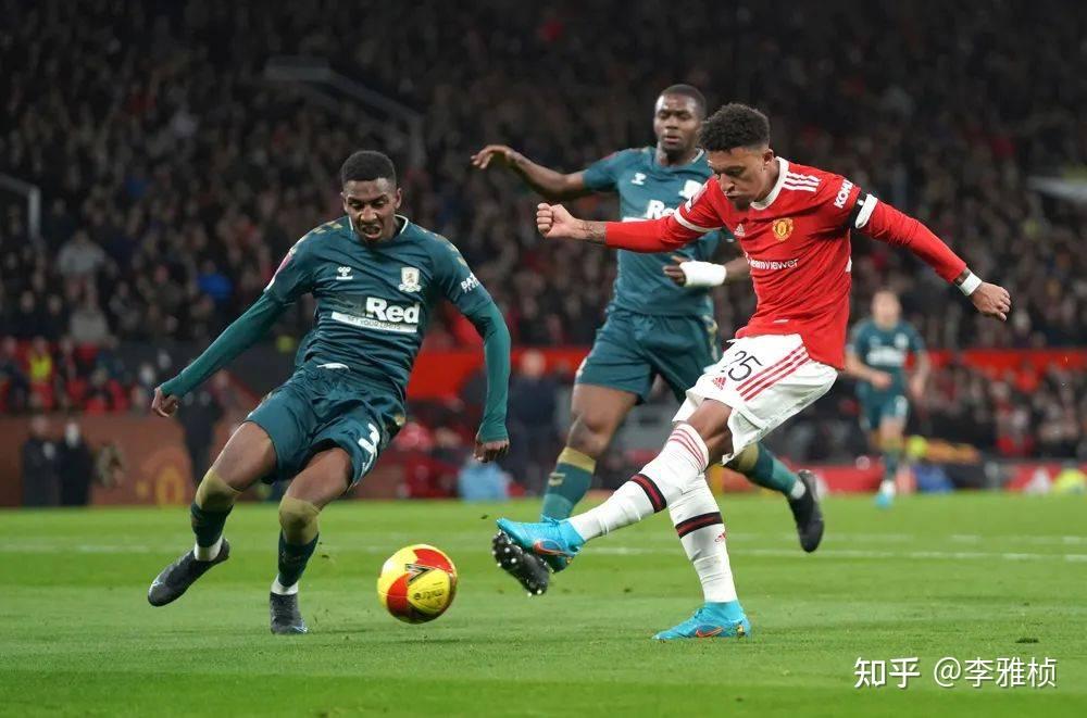 新疆广汇迎足总杯关键赛；冲刺阶段再遭质疑；更衣室稳定；赛季目标并未改变